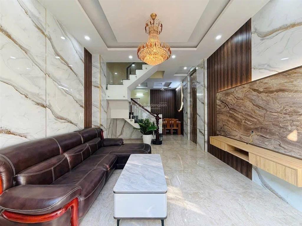 Cắt lỗ 350 triệu còn 1 tỷ 980  bán nhà đường ngô đức kế, bình thạnh | dt 46,1m2  hẻm xe hơi