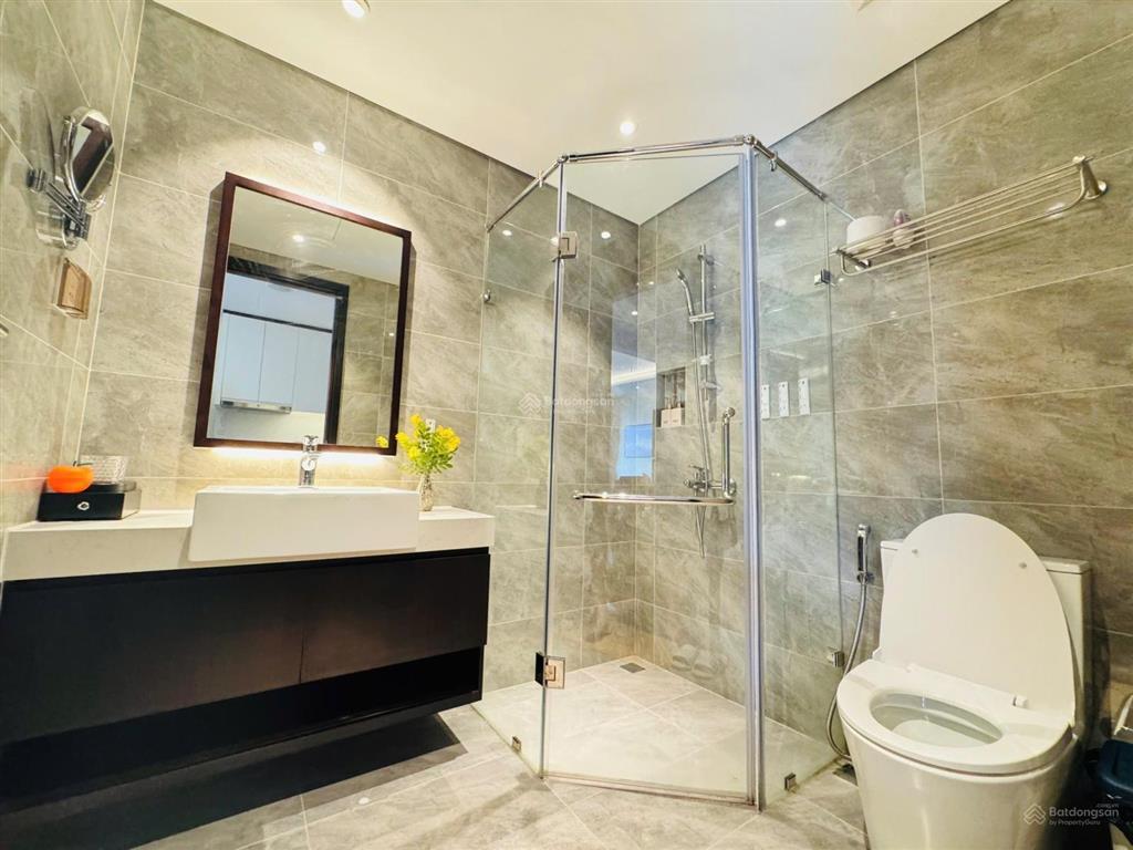 Hàng hiếm studio view biển giá 1,6xx tỷ sẵn sổ ở ngay