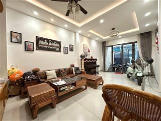 3.6 tỷ  bán gấp nhà tân cảng, bình thạnh. ôtô đậu trong nhà. gần vinhome tân cảng, dt 70m2