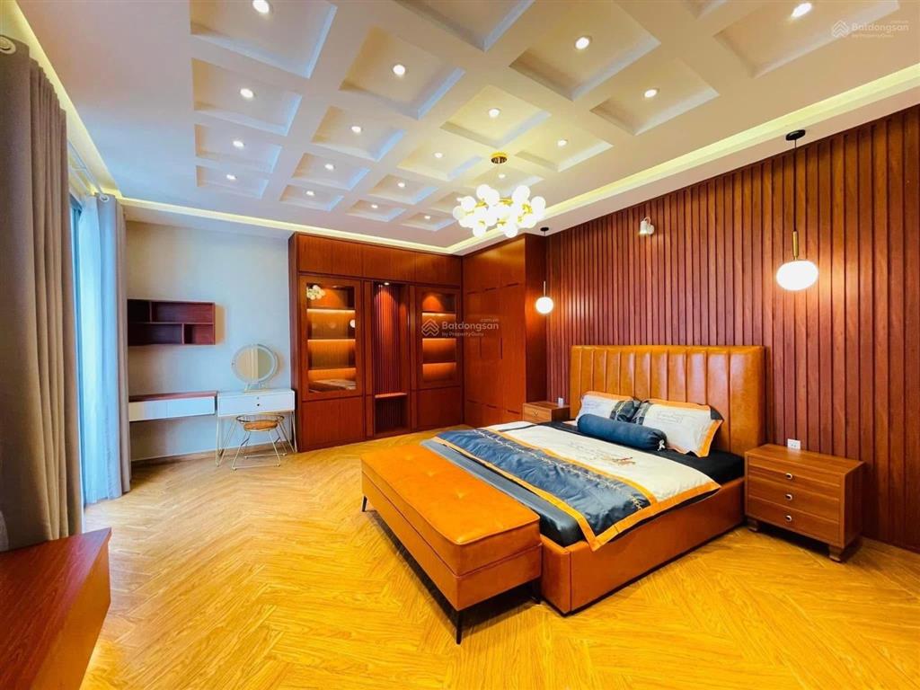 Kẹt vốn kinh doanh bán nhà hẻm 6m đường trường sa, phường 13, phú nhuận. giá 3tỷ250/67m2