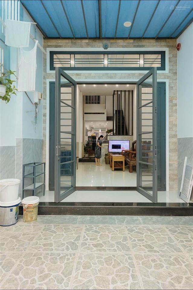 4.1 tỷ  định cư nước ngoài bán gấp nhà 100m2 đường thạnh mỹ lợi, quận 2. hẻm xe hơi 8m