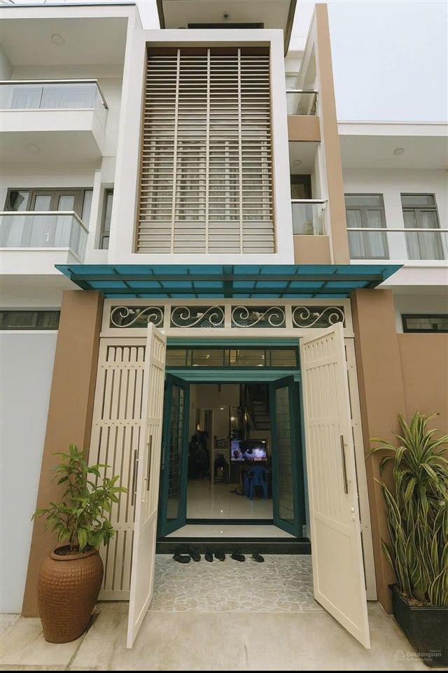 4.1 tỷ  định cư nước ngoài bán gấp nhà 100m2 đường thạnh mỹ lợi, quận 2. hẻm xe hơi 8m