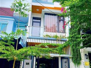 3 tỷ 850  bán đ. hồ bá phấn sát ga metro phước long a, quận 9  77m2 đang cho thuê 20triệu/tháng