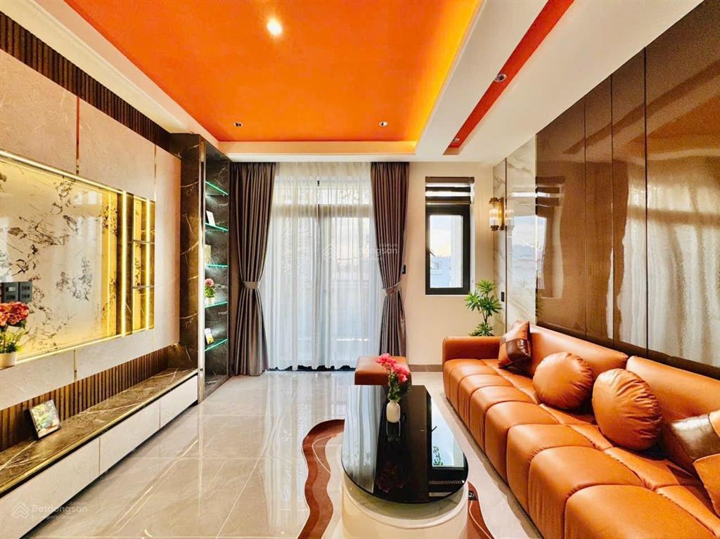 3tỷ2  bán nhanh nhà phan văn hân, bình thạnh, gần thảo cầm viên, dt 60m2. hẻm kd 6m, sổ sẵn