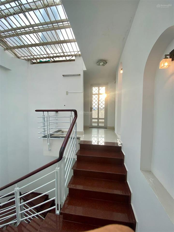 Giá 4.1 tỷ  khu vip đường đồng bộ  thạnh lộc, q12  diện tích 75m2  sổ hồng riêng