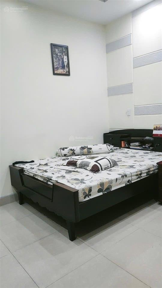 Vợ chồng tôi cần bán nhà lãnh binh thăng, p.13, quận 11  giá 3tỷ150/49m2. bao ra sổ, gấp gấp