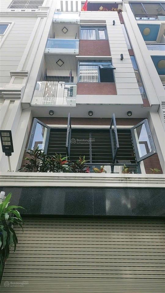 Vợ chồng tôi cần bán nhà lãnh binh thăng, p.13, quận 11  giá 3tỷ150/49m2. bao ra sổ, gấp gấp