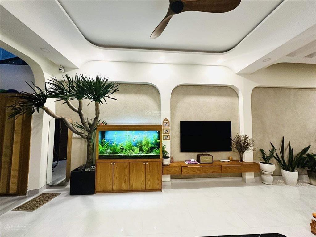 Giảm mạnh 1tỷ  bán nhà nguyễn thượng hiền, bình thạnh  71,3m2/4.2 tỷ. 4pn,5wc