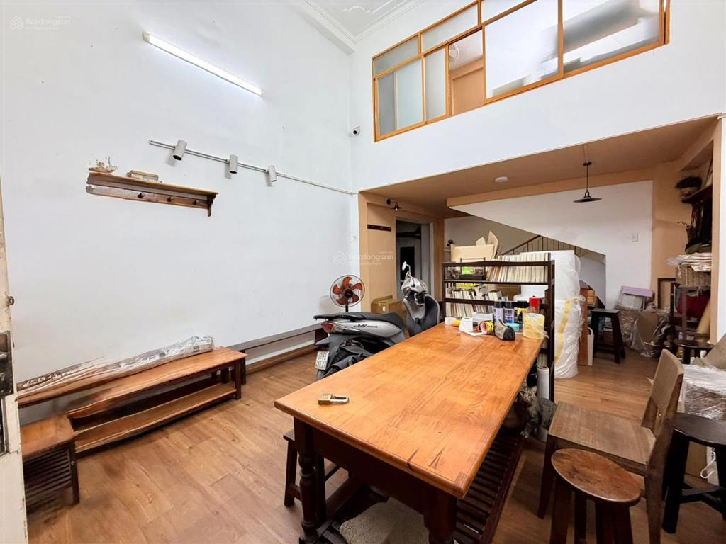 Bán nhà mặt tiền đường phạm ngũ lão, gò vấp đang cho thuê 16 triệu/tháng. đường 8m