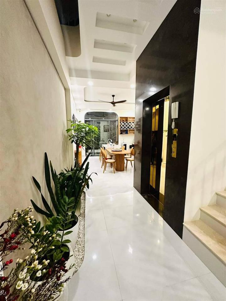 Chính chủ bán căn 90m2 đường bà lê chân, tân định, quận 1  giá 5.9 tỷ. đường 6m