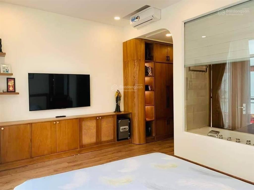 Chính chủ bán căn 90m2 đường bà lê chân, tân định, quận 1  giá 5.9 tỷ. đường 6m