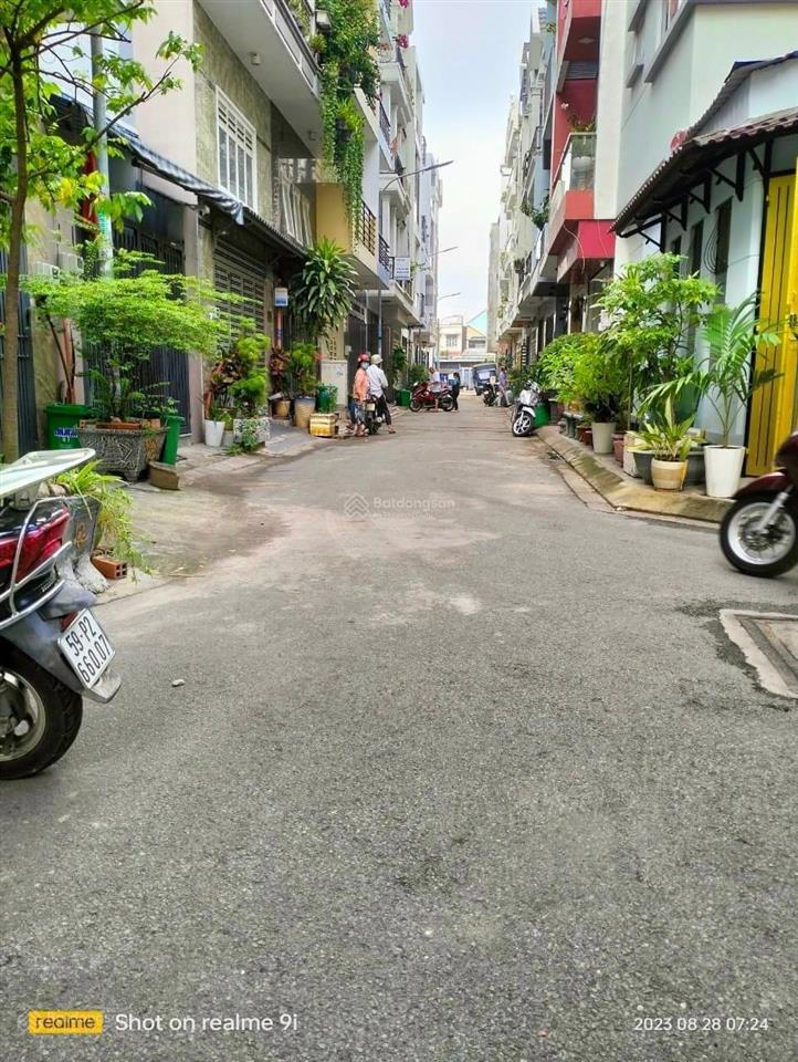 3.6 tỷ bán nhà hẻm xe hơi khu cư xá nguyên hồng, p. 11, bình thạnh  đường 7m, diện tích 64m2