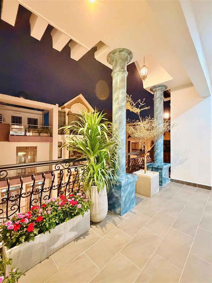 6.45 tỷ  bán nhà pasteur quận 3 (114,3m2) hẻm 8m xe hơi, sổ hồng riêng. dòng tiền 2000$ / tháng