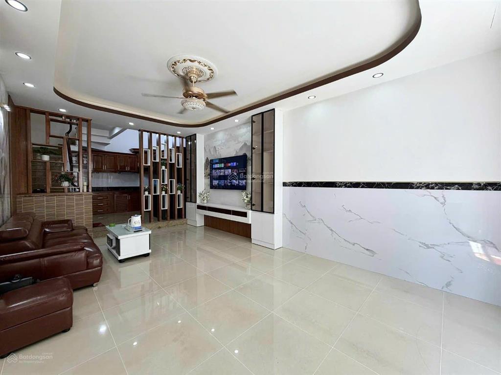 6.25 tỷ  bán nhà phan đăng lưu pn 108m2 | hẻm 8m | sổ hồng riêng | dòng tiền 30 triệu / tháng