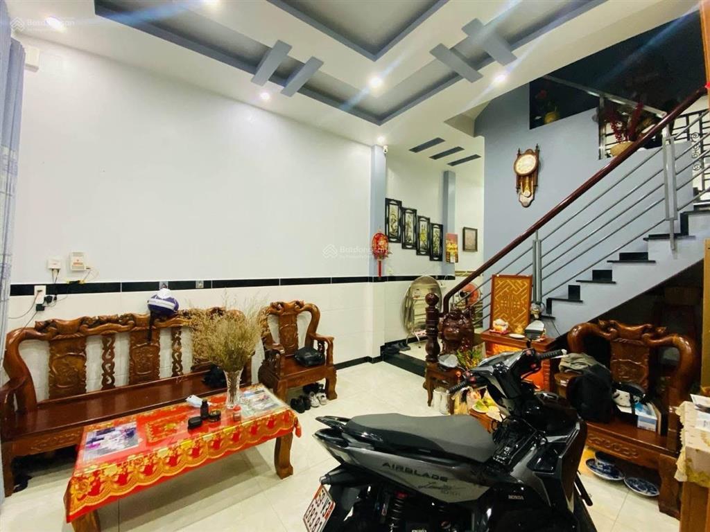 2 tỷ 150  hẻm 6m sở hữu nhà đinh tiên hoàng, quận 1 40m2 giữ tiền cực tốt