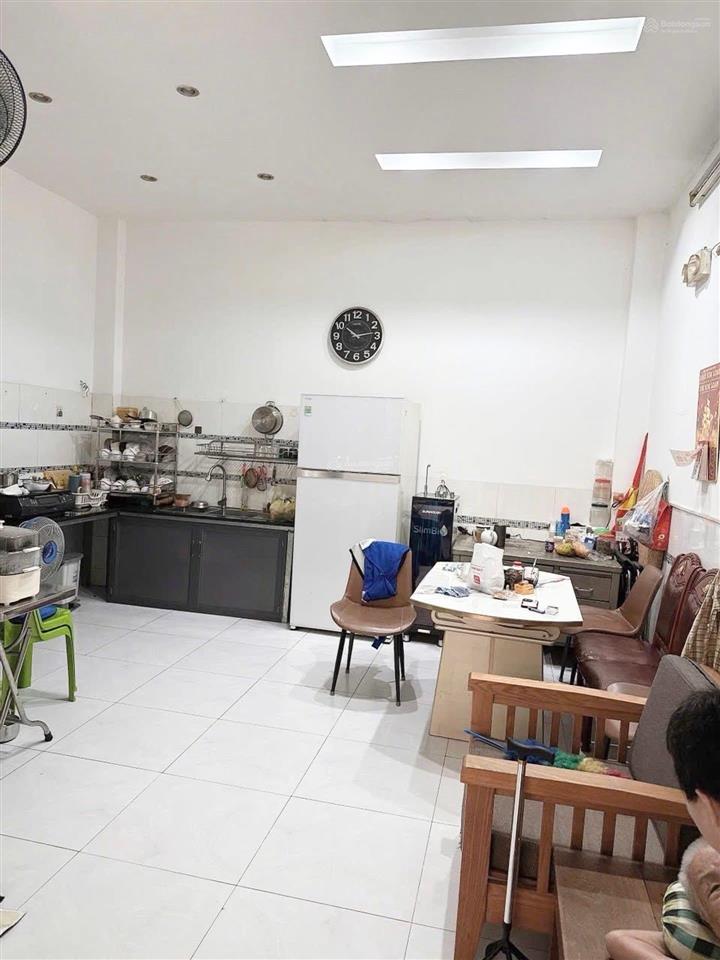 3 tỷ 150  chủ nhà khó khăn bán nhà 64m2 lê văn sỹ khu trung tâm hiếm nhà giá tốt