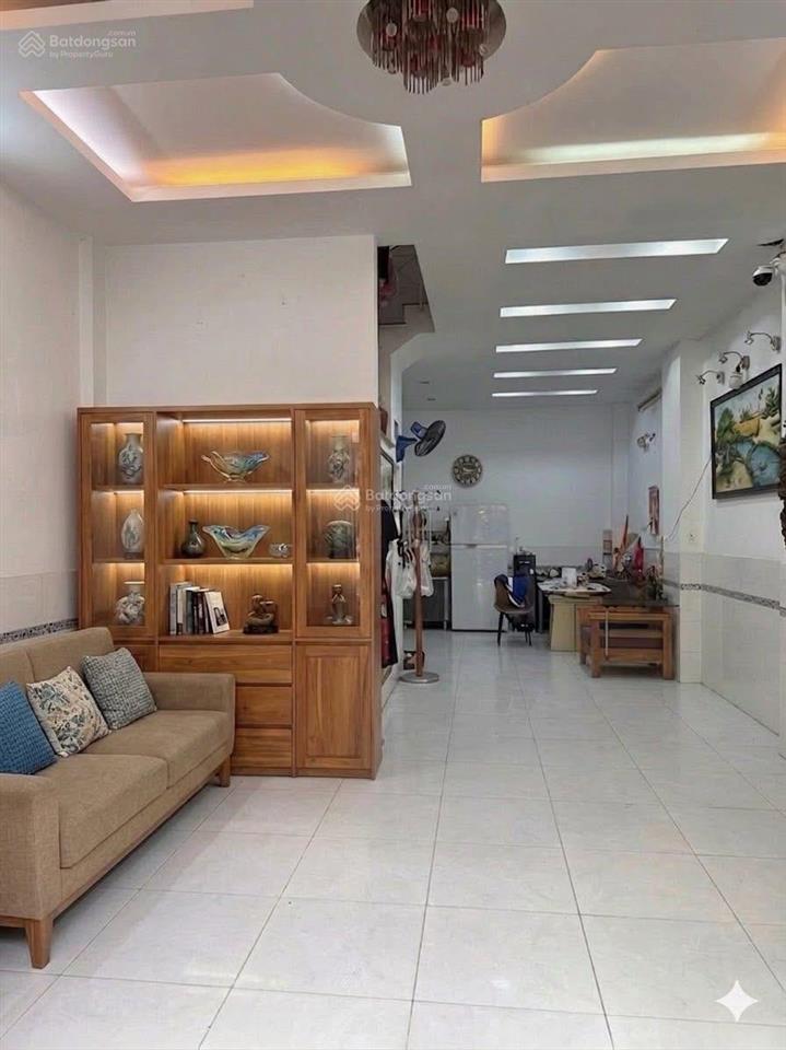 3 tỷ 150  chủ nhà khó khăn bán nhà 64m2 lê văn sỹ khu trung tâm hiếm nhà giá tốt