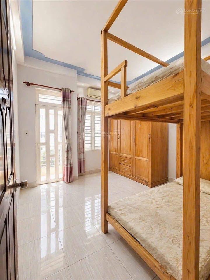 3,79 tỷ bán nhà 3 tầng ung văn khiêm, bình thạnh  cho thuê hợp đồng 19 triệu  sổ hồng riêng