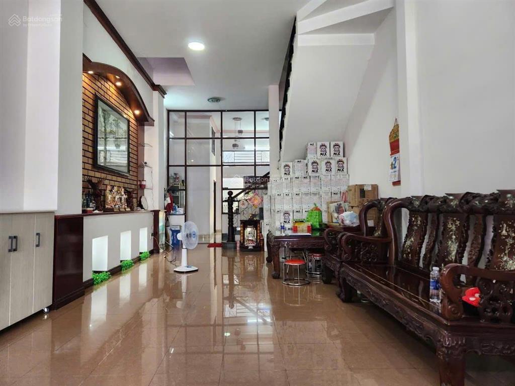 2 tỷ 650  bán nhà riêng đẹp tại lê văn sỹ, 65 m2, nhiều tiện ích, giá ưu đãi