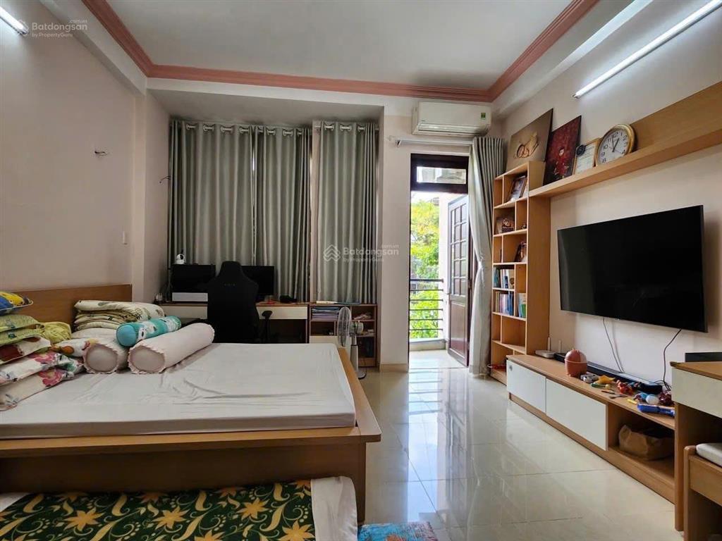 2 tỷ 650  bán nhà riêng đẹp tại lê văn sỹ, 65 m2, nhiều tiện ích, giá ưu đãi