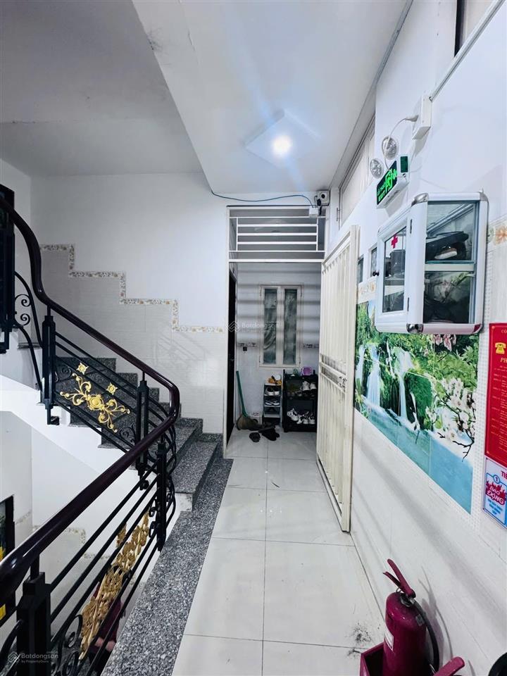 Kẹt tiền gấp bán lỗ chdv 10 phòng cho thuê sẳn ngay sư vạn hạnh, q.10 giá 5 tỷ 300 | 5 tầng