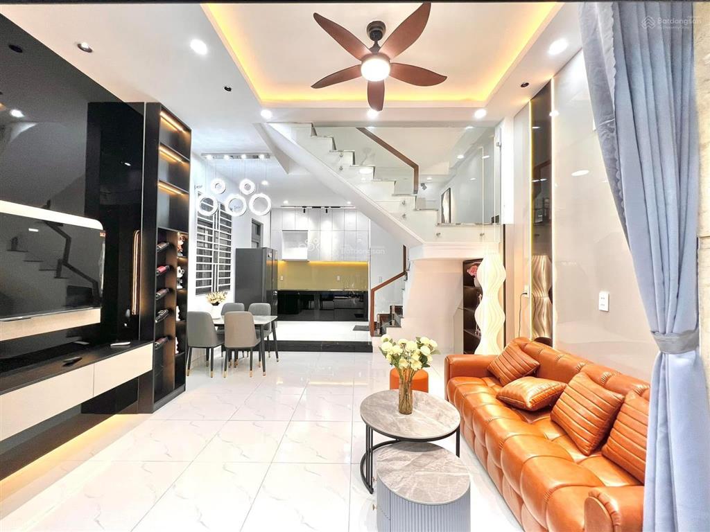 Bán nhà q5 đ. an dương vương giá 6tỷ4 gần hùng vương plaza 52m2. pháp lý chuẩn shr