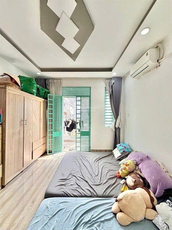 Hàng trước tết giảm sâu 200triệu giá 2tỷ680 chính chủ trần thánh tông ngay siêu thị galaxy đt tốt