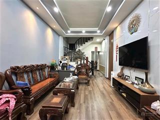 Giá 3 tỷ chính chủ căn hà bá tường dt71,5m2 ngay bệnh viện thống nhất cho thuê 18 triệu/ tháng