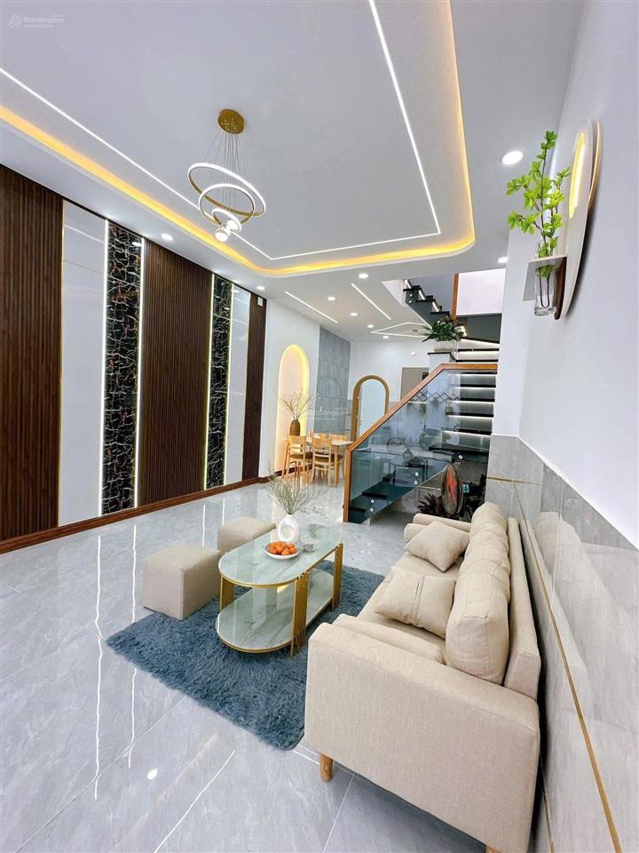 Huỳnh văn bánh phú nhuận dt 60,5m2 gần chợ tân định cho thuê ngay lấy dòng tiền tốt