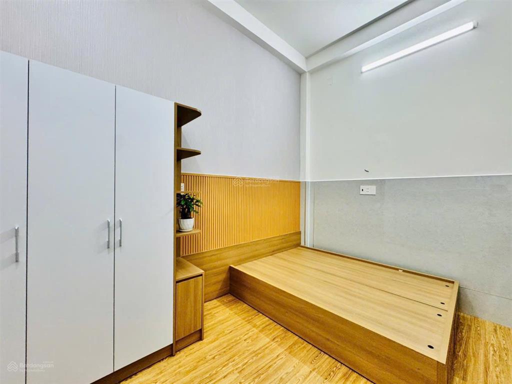 [2 tỷ 390] lê quang định bình thạnh dt 79,1m2 hẻm rộng 4,5m xe hơi trong nhà giá tốt đầu tư tốt