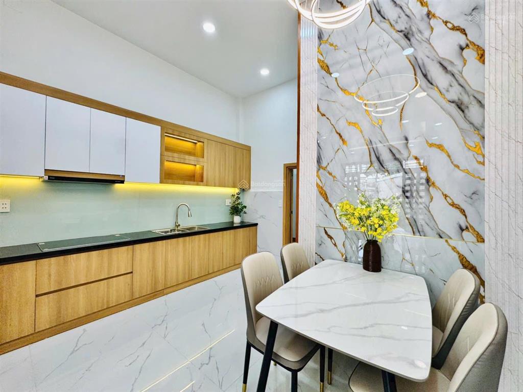 [2 tỷ 390] lê quang định bình thạnh dt 79,1m2 hẻm rộng 4,5m xe hơi trong nhà giá tốt đầu tư tốt