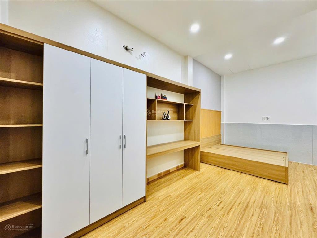 [2 tỷ 390] lê quang định bình thạnh dt 79,1m2 hẻm rộng 4,5m xe hơi trong nhà giá tốt đầu tư tốt
