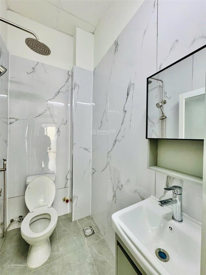 [2 tỷ 390] lê quang định bình thạnh dt 79,1m2 hẻm rộng 4,5m xe hơi trong nhà giá tốt đầu tư tốt