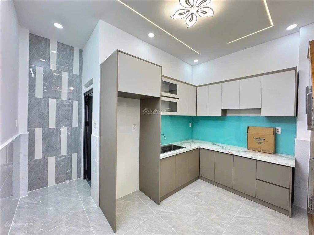 Nguyễn hữu cảnh dt 55,1m2 đường 4m liền kề vinhome gần đh hồng bàng giáp quận 1 trung tâm