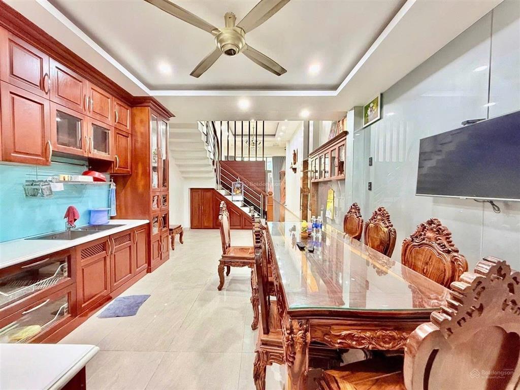 [3 tỷ 250] nguyễn cửu vân, bình thạnh dt 94m2 hẻm xe hơi giáp quận 1 cho thuê dòng tiền 15 triệu/t