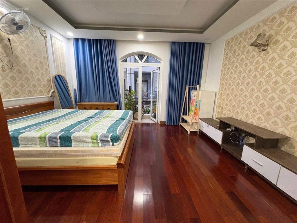 [6 tỷ 350] pastuer quận 3 dt 119m2 đầu tư sinh lời tốt lấy dòng tiền cho thuê 2000 usd/ tháng