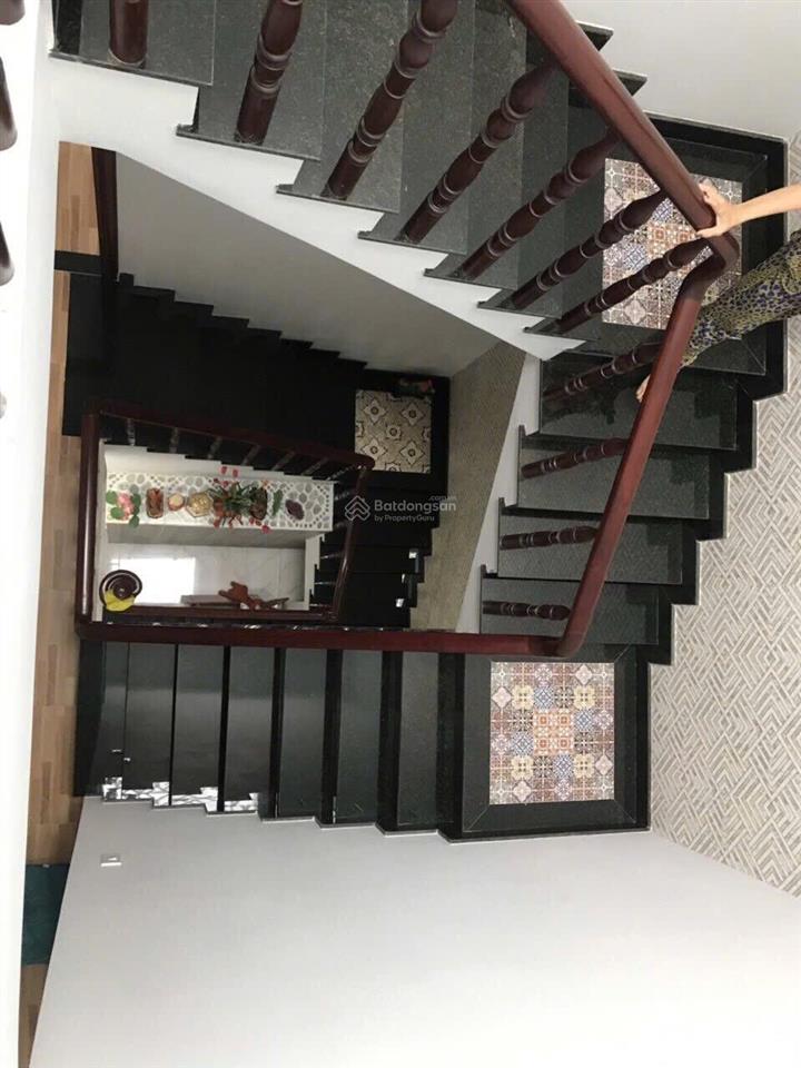 [4 tỷ 390] hai bà trưng dt 61m2 hẻm 5m ngay chợ tân định kết nối 5 phút ra quận 1 cho thuê 20 trie