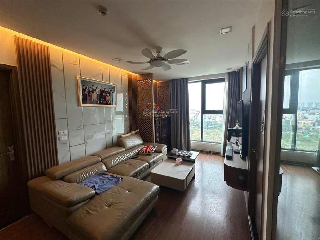 Bán căn hộ 94m2 tòa ct1 chung cư eco green nguyễn xiển  full nội thất, giá tốt