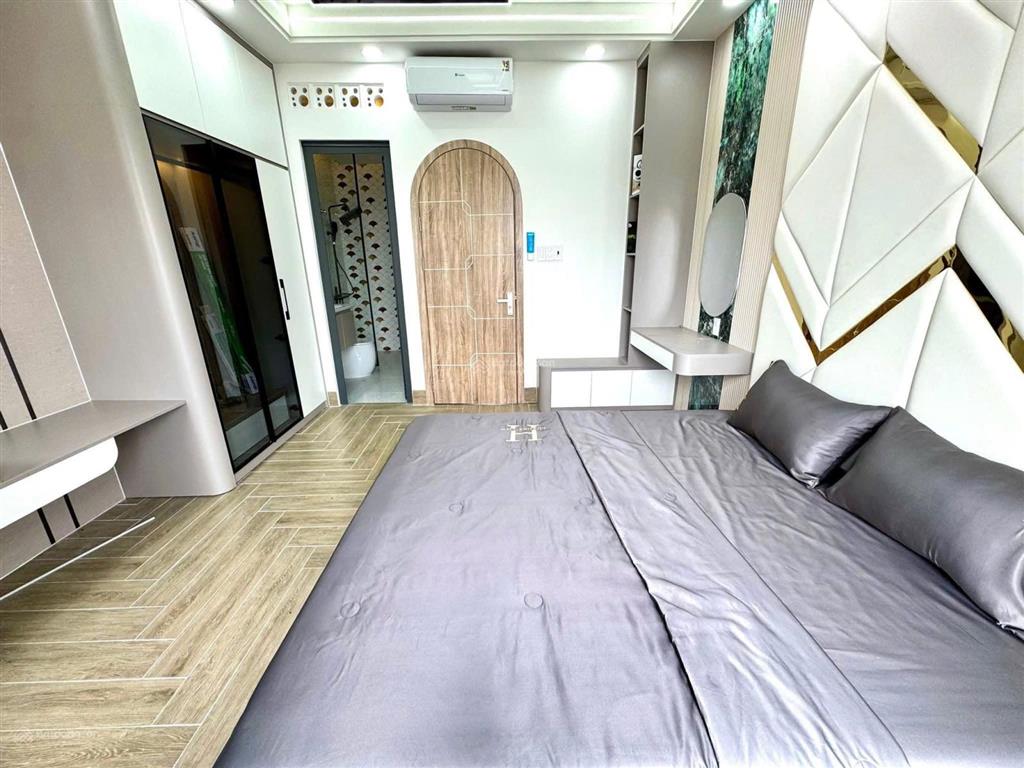 Bán lỗ căn 5 tầng, full nội thất mới 100%, sổ hồng, 5.35 tỷ, 56m2. xem nhà 0907 495 ***