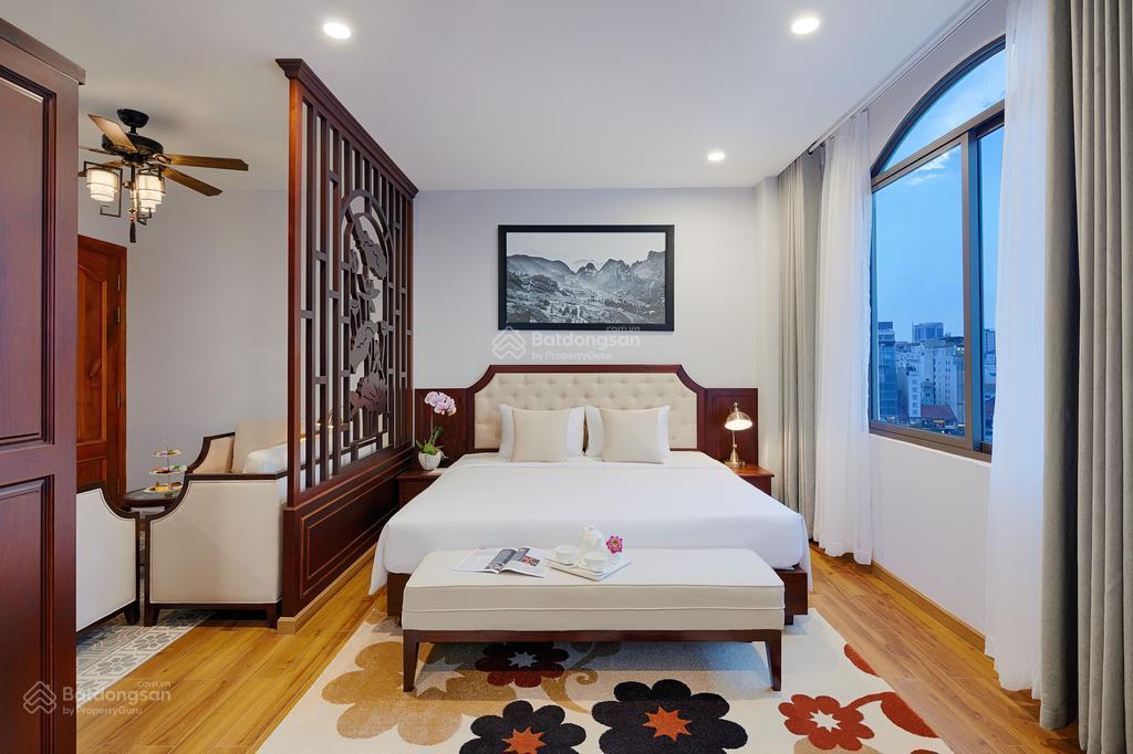 Cho thuê 1pn lancaster lê thánh tôn q1, phong cách pháp cổ điển, view sông, diện tích lớn