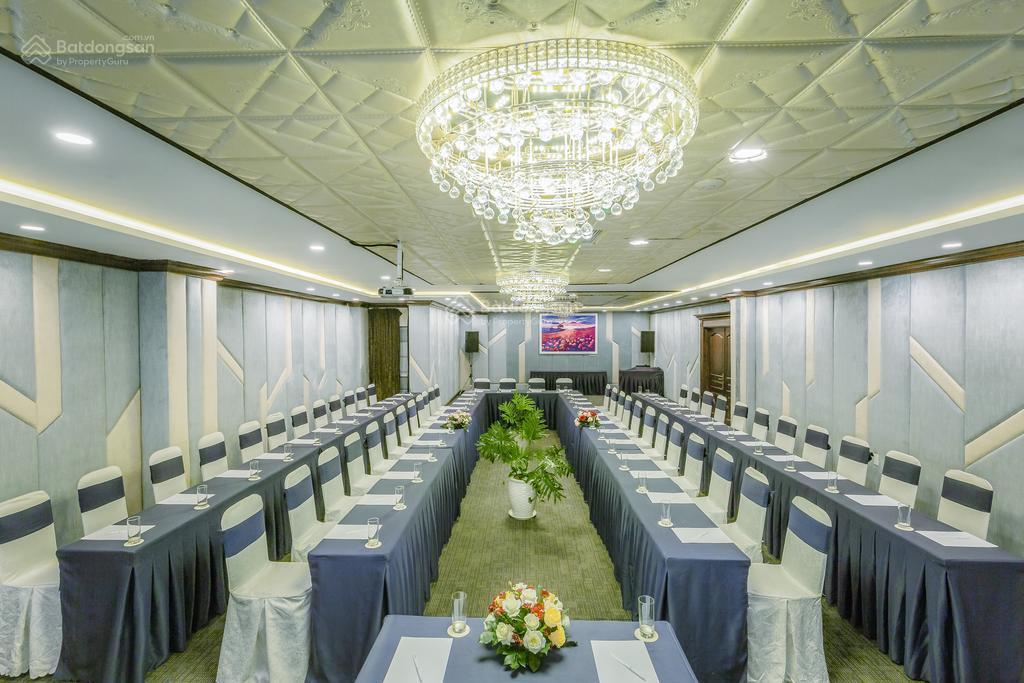 Đất vàng q1 400 m2 đất khách sạn sương nguyệt ánh 120 tỷ, 10m x 40m,gpxd hầm 8 lầu