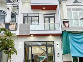 Cần bán căn đang cho thuê 14tr lê đức thọ, gò vấp. 65,3m2. sổ riêng.  0984 555 ***