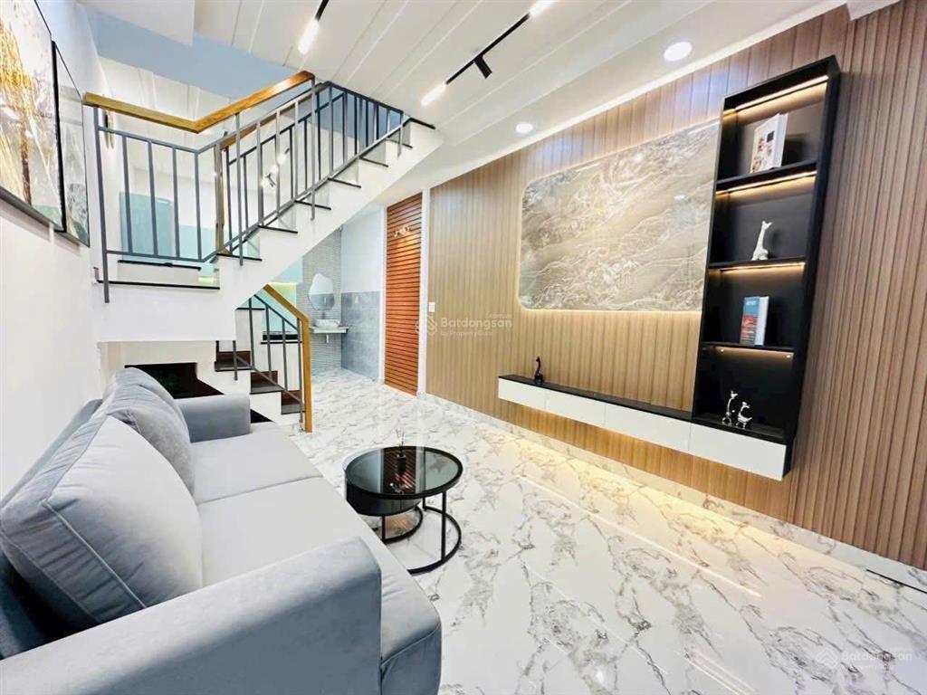 Bán căn ngay bùi hữu nghĩa, bình thạnh. cho thuê 10tr. dt 62,5m²,  0984 555 ***