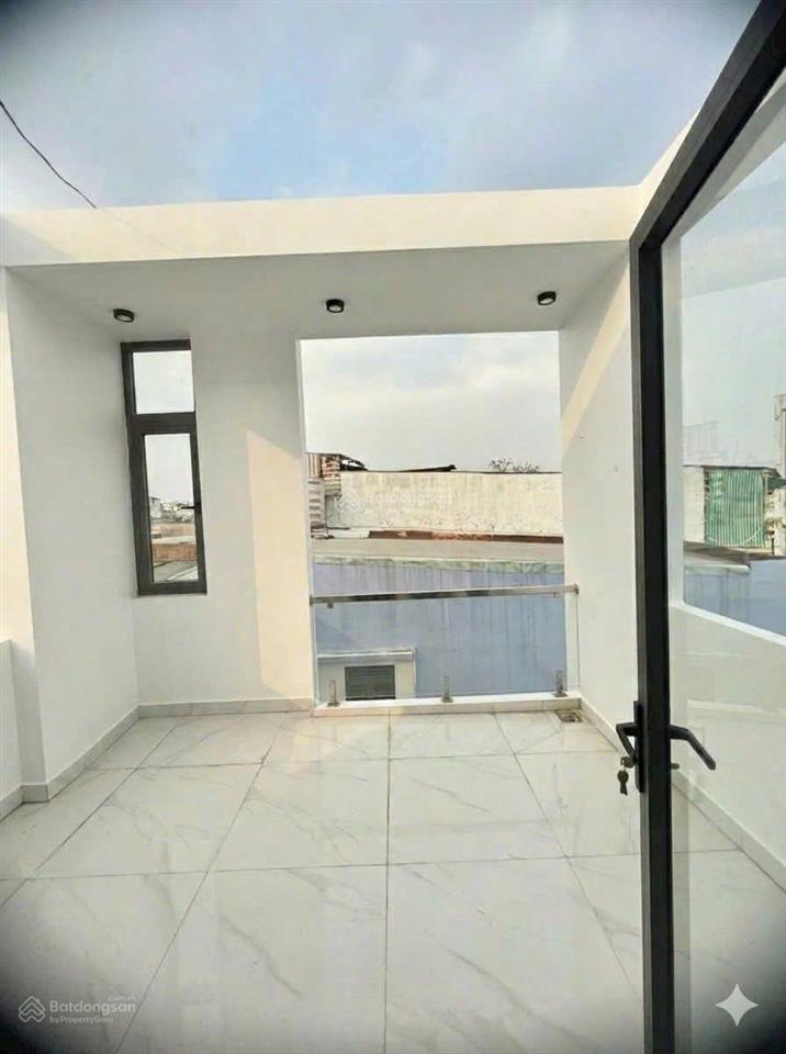 Cần bán căn ngay trần bình trọng, bình thạnh. thuê 10tr sổ riêng,  0984 555 ***