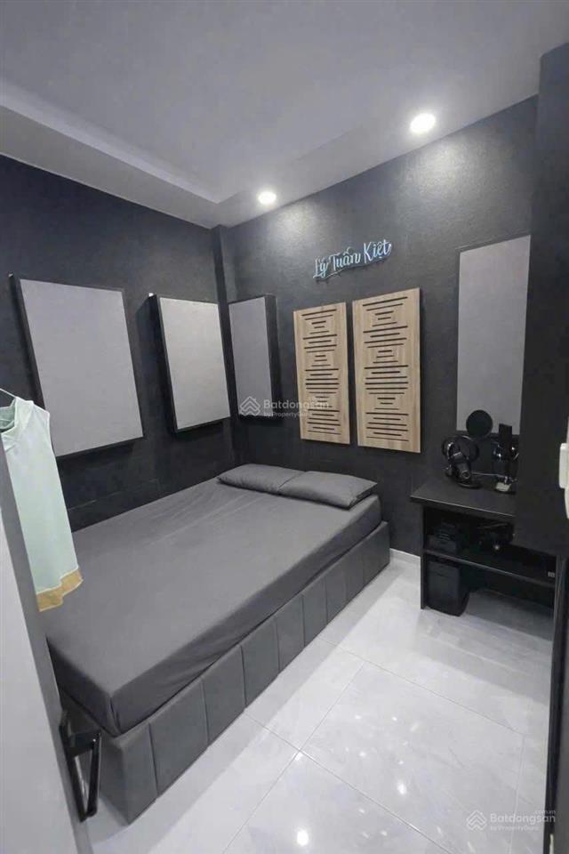 Cần bán căn ngay trần bình trọng, bình thạnh. thuê 10tr sổ riêng,  0984 555 ***