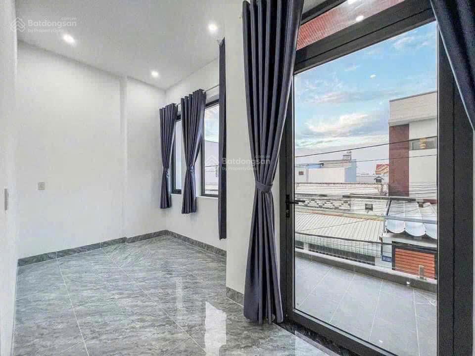 Bán nhanh căn phan văn trị, gò vấp. 60m2 sổ hồng riêng.  0984 555 ***