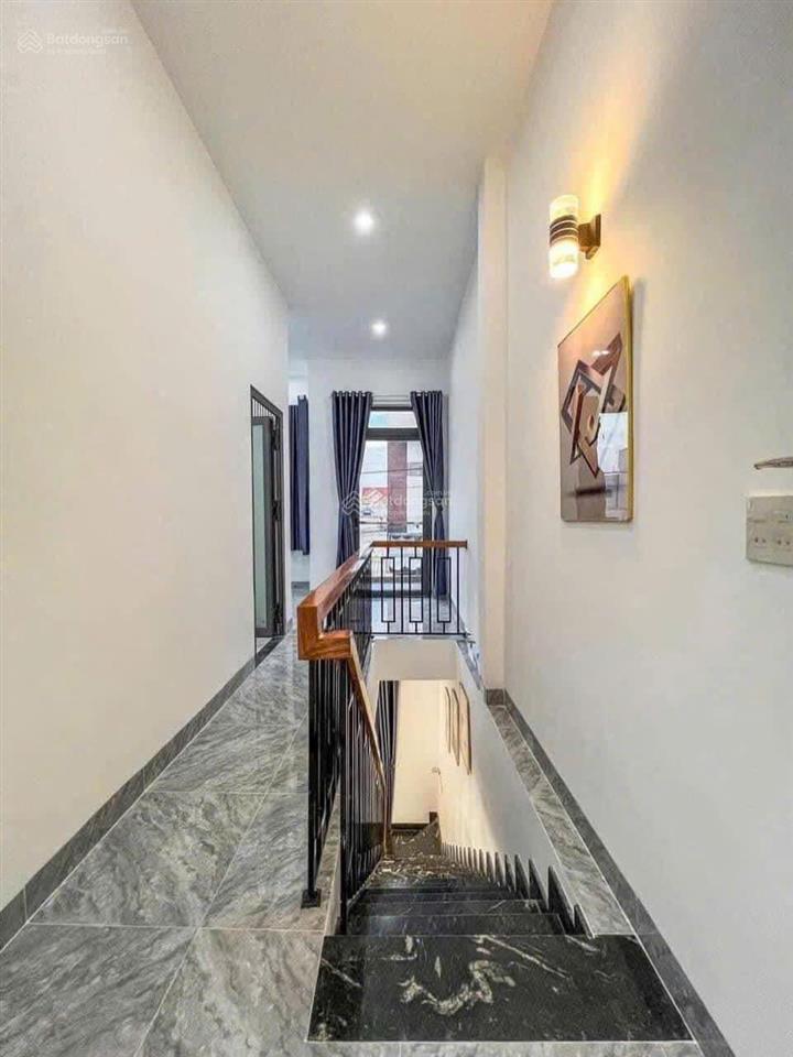Bán nhanh căn phan văn trị, gò vấp. 60m2 sổ hồng riêng.  0984 555 ***