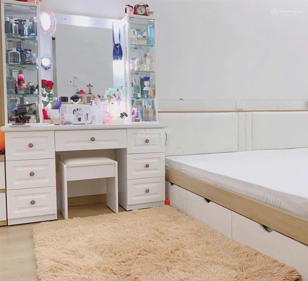 Bán nhà ngay nguyễn thái sơn, gò vấp. giá 3,5 tỷ, sổ hồng riêng,  0984 555 ***