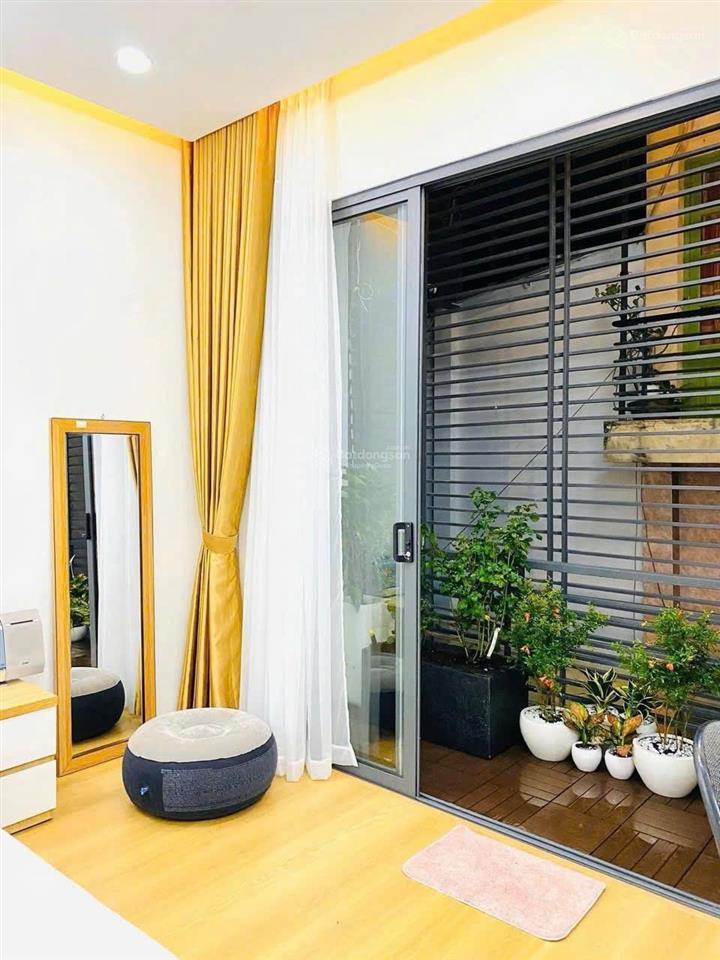 Bán nhà ngay nguyễn thái sơn, gò vấp. giá 3,5 tỷ, sổ hồng riêng,  0984 555 ***