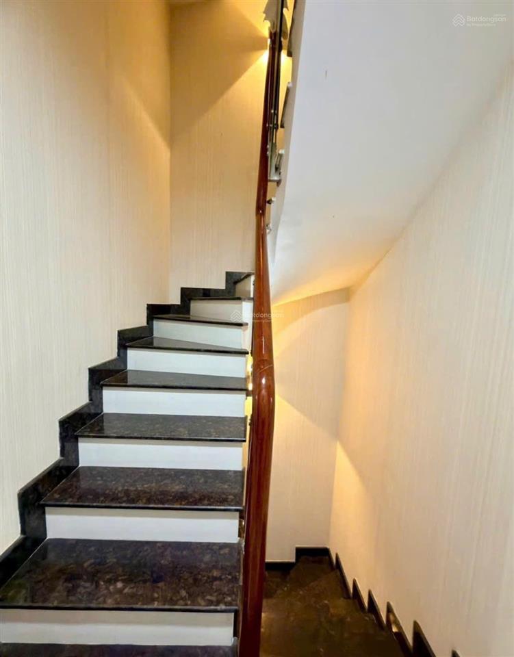 3 tỷ 550  em vừa nhận căn hồ văn tư  tđ  chủ cần bán gấp  khách thiện chí còn thương lượng